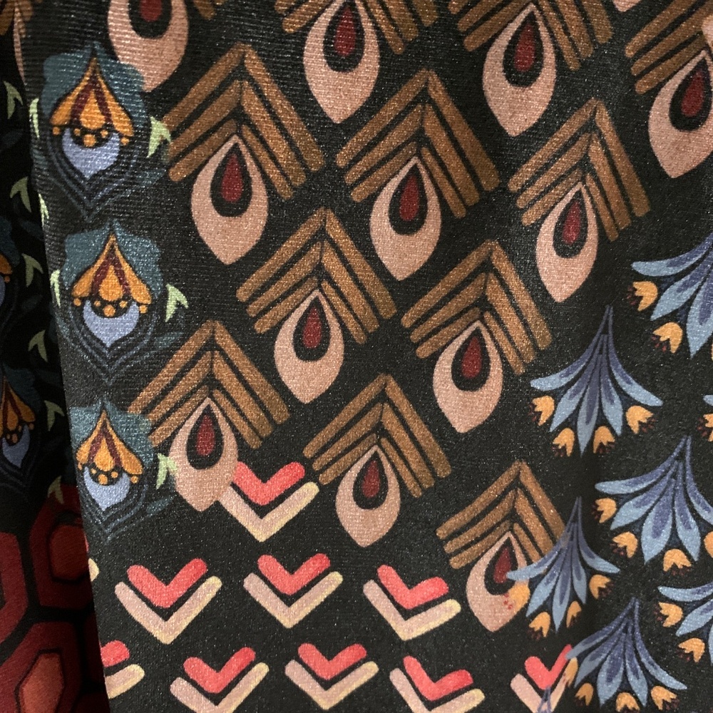 New • Pattern Velvety Dress - Picture 6 of 6